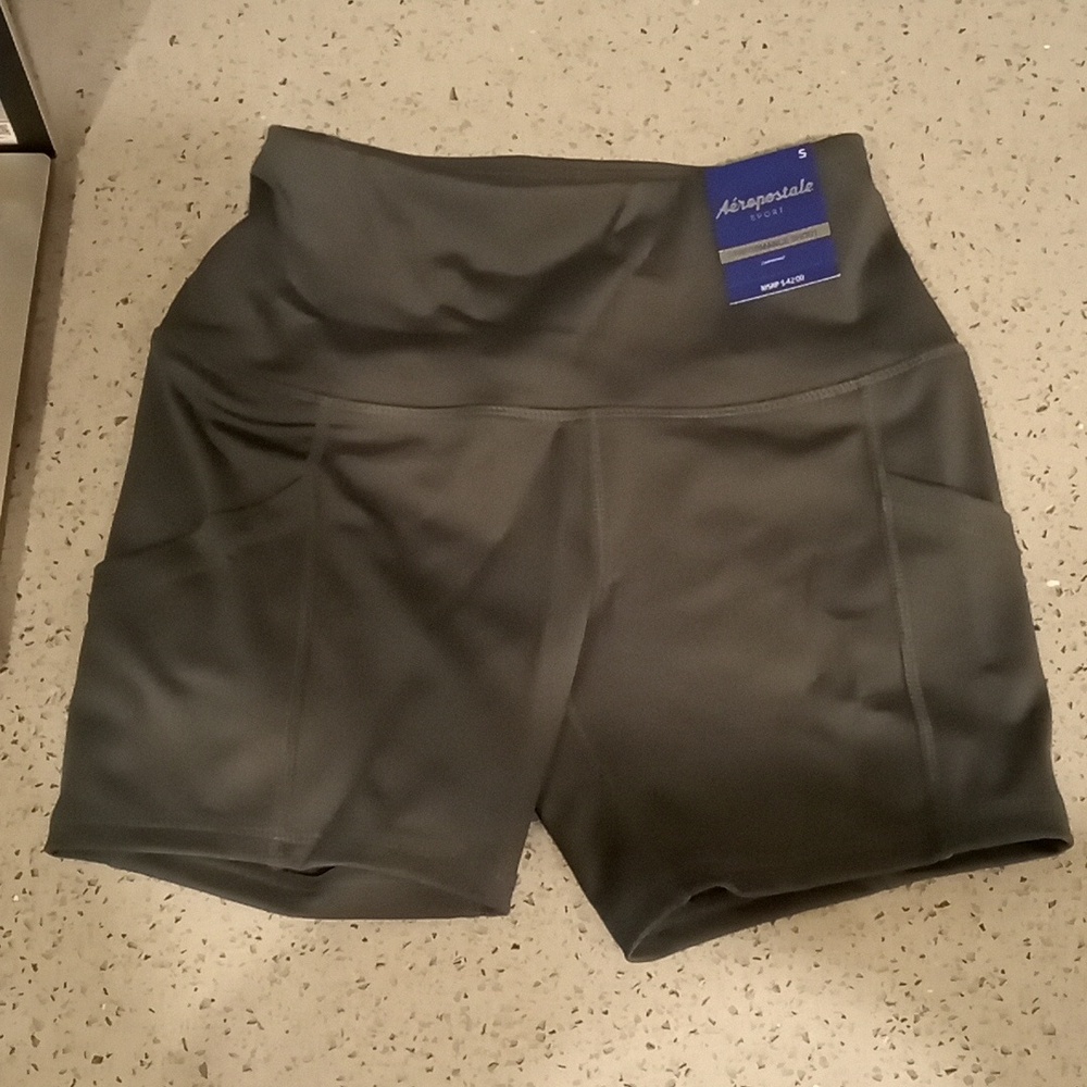 Aeropostale sport performance shorts dark green Gray